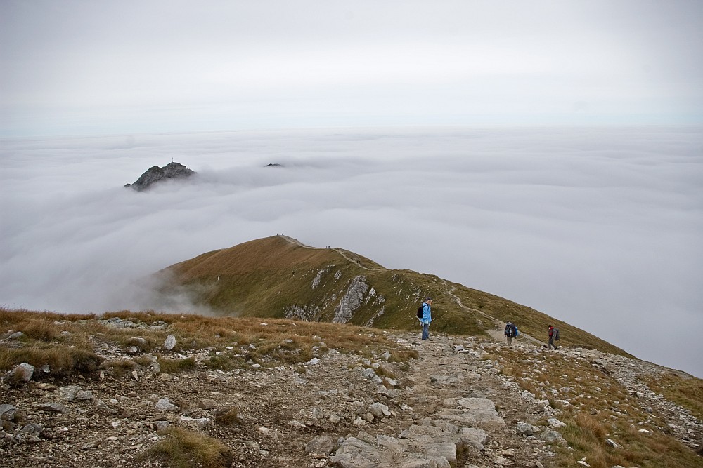 ...beautiful landscape. I tyle<br />znów bardzo dobre ale ciut za dużo nieba a szkoda<br />...na to można patrzeć cały rok....ta droga do nieba...super