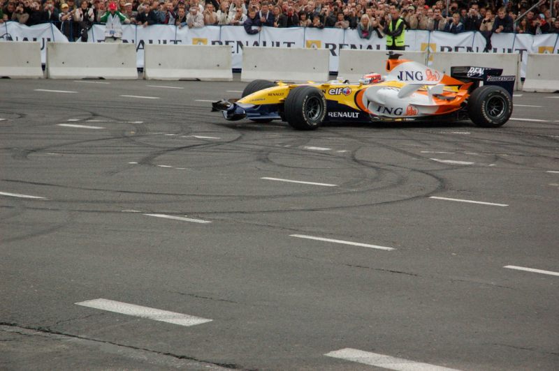 F1, kilka senkund później był po drugiej stronie Wisły ;)